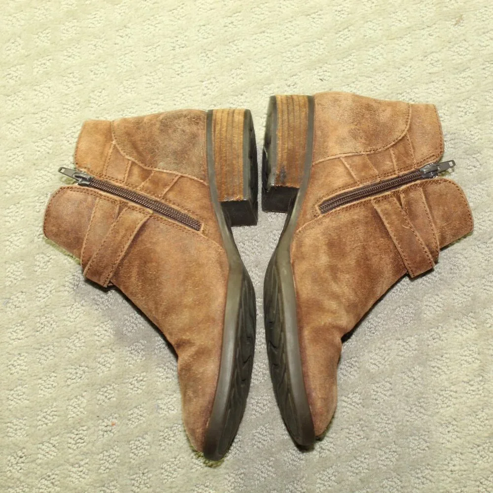 Born 8M Brown Side Zip Brown Distressed Suede Strappy Buckle Ankle Booties